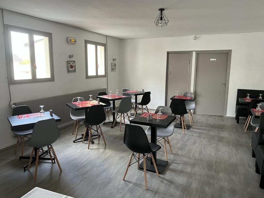 Hotel Restaurant Le Picardie Chauny Экстерьер фото